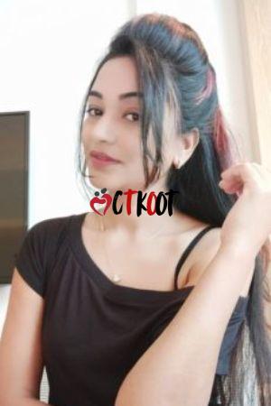 In Pune get VIP escorts service by Heena